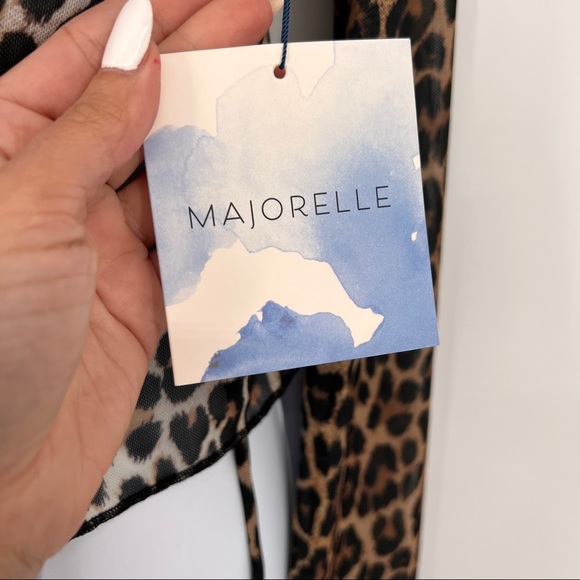 MAJORELLE Skylar Top in Brown Size Medium NWT - Picture 7 of 11